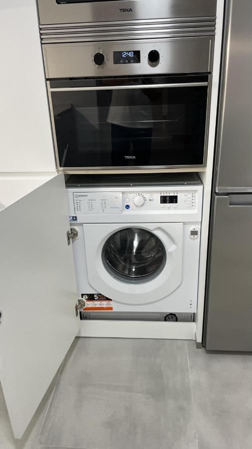 Piso De Lujo En Primera Linea De Playa Y Garaje Apartment Cádiz